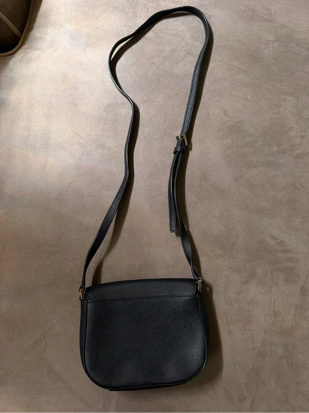 Kate Spade New York's Carsen Newbury Laneis Small Cross Body bag